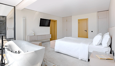Luxe Presidential En Suite