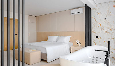 Luxe Presidential En Suite